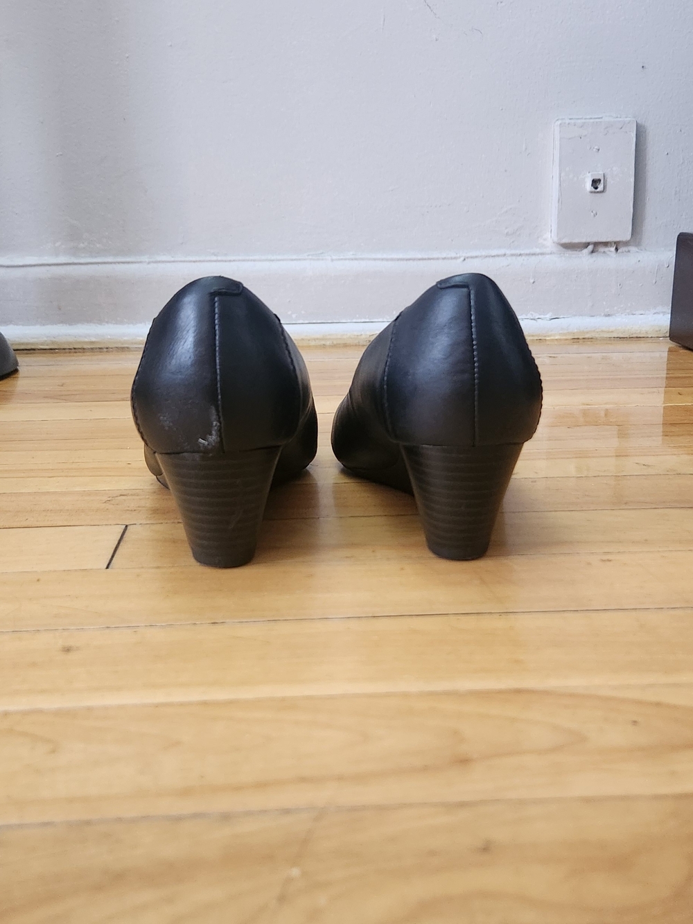 Clarks Black Genuine Leather Shoe - Picture 6 of 6